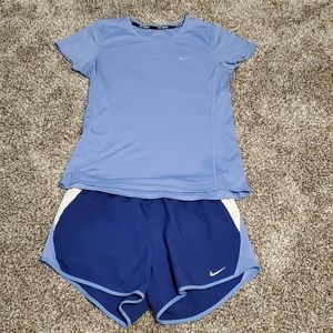 Nike top and bottom